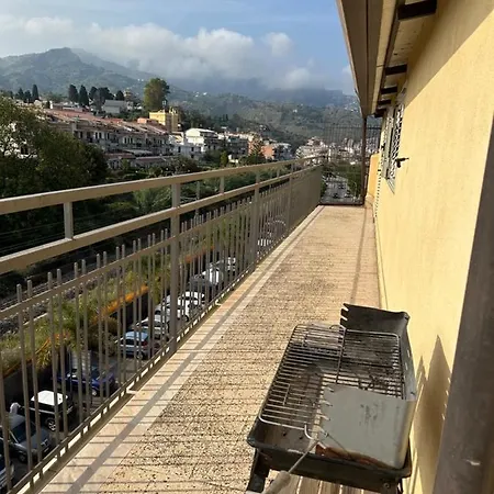 Apartment Attico Di Giggia