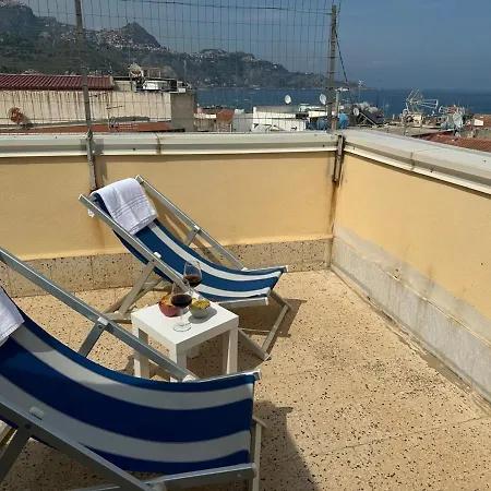 Attico Di Giggia Apartment Giardini Naxos