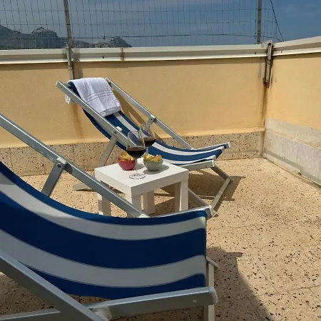 דירה Attico Di Giggia *